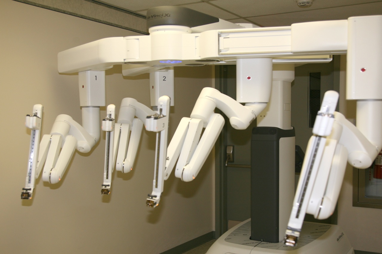 robotic surgery robot